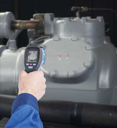 The new SKF TKTL 40 portable infrared thermometer enables safe and efficient measurement of machine temperature at a distance.